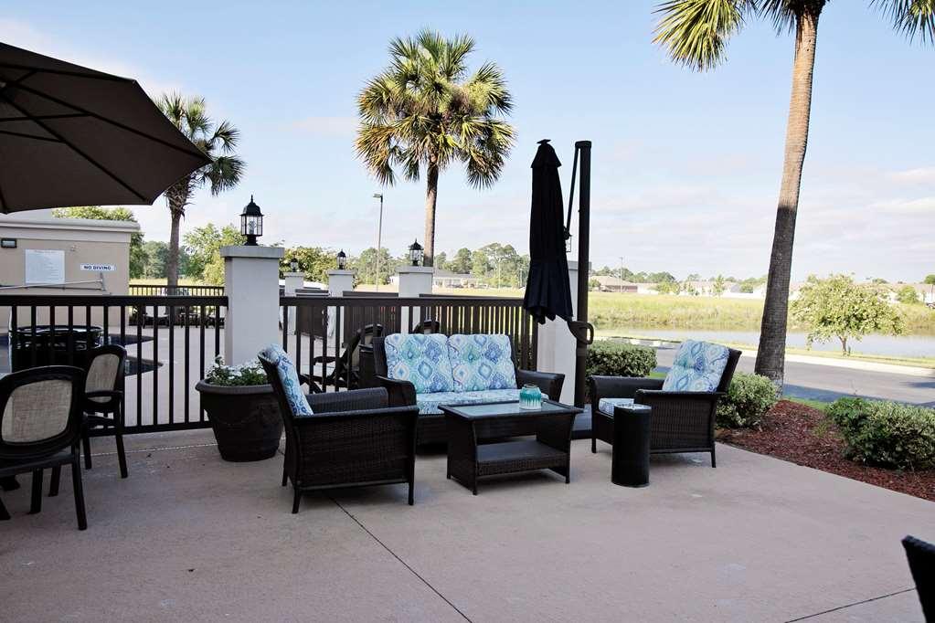 Hampton Inn Moultrie Buitenkant foto