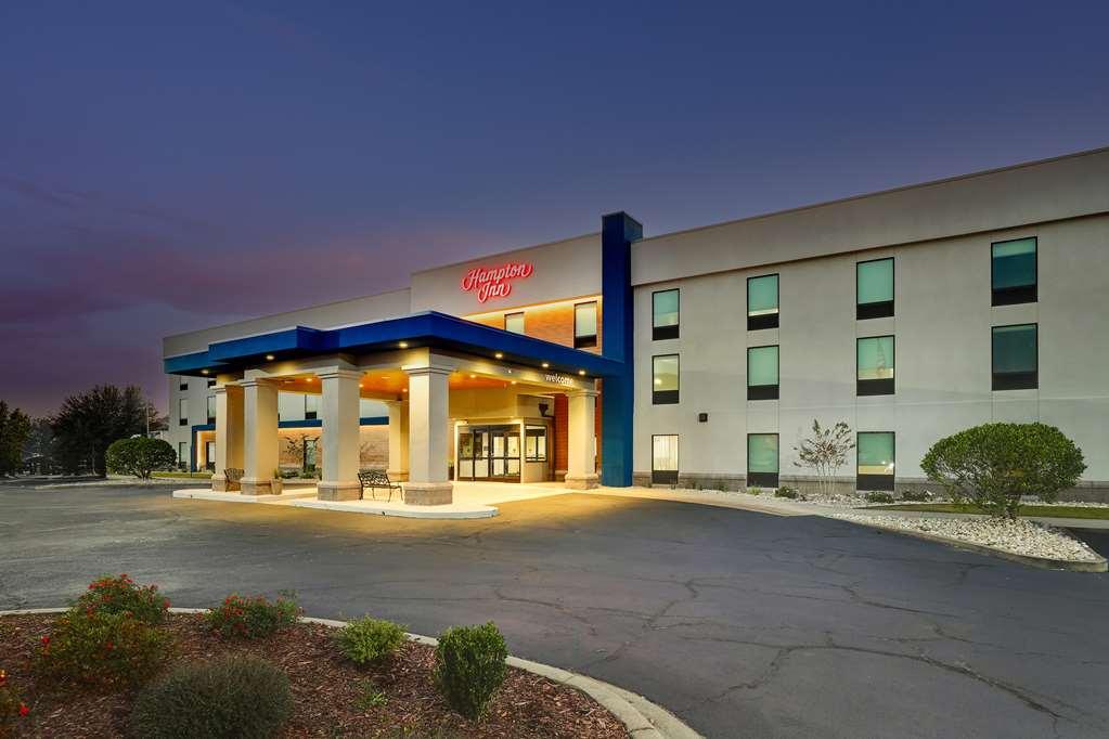 Hampton Inn Moultrie Buitenkant foto