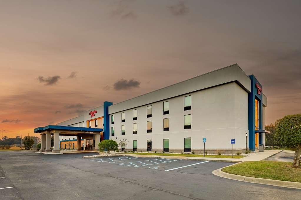 Hampton Inn Moultrie Buitenkant foto