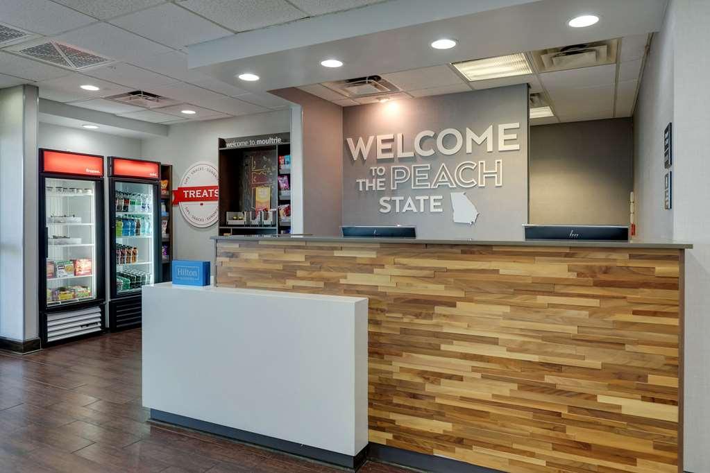 Hampton Inn Moultrie Interieur foto